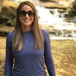 Meet your Posher, Lisa